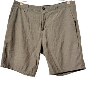 Vuori Men's Aim Shorts in Gray Texture Sz 34 V368 Performance Stretch Quick Dry